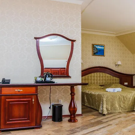 Hotel Aqua View Boutique 4*